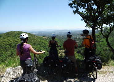 Location de vélos ou VTT avec Itinéraires Vivarais