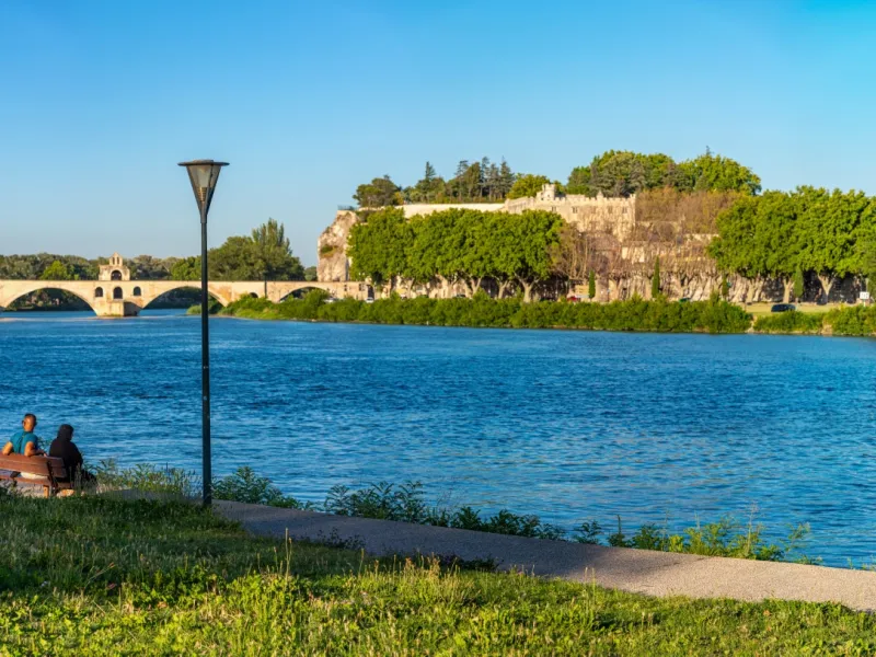 Bord du Rhône à Avignon