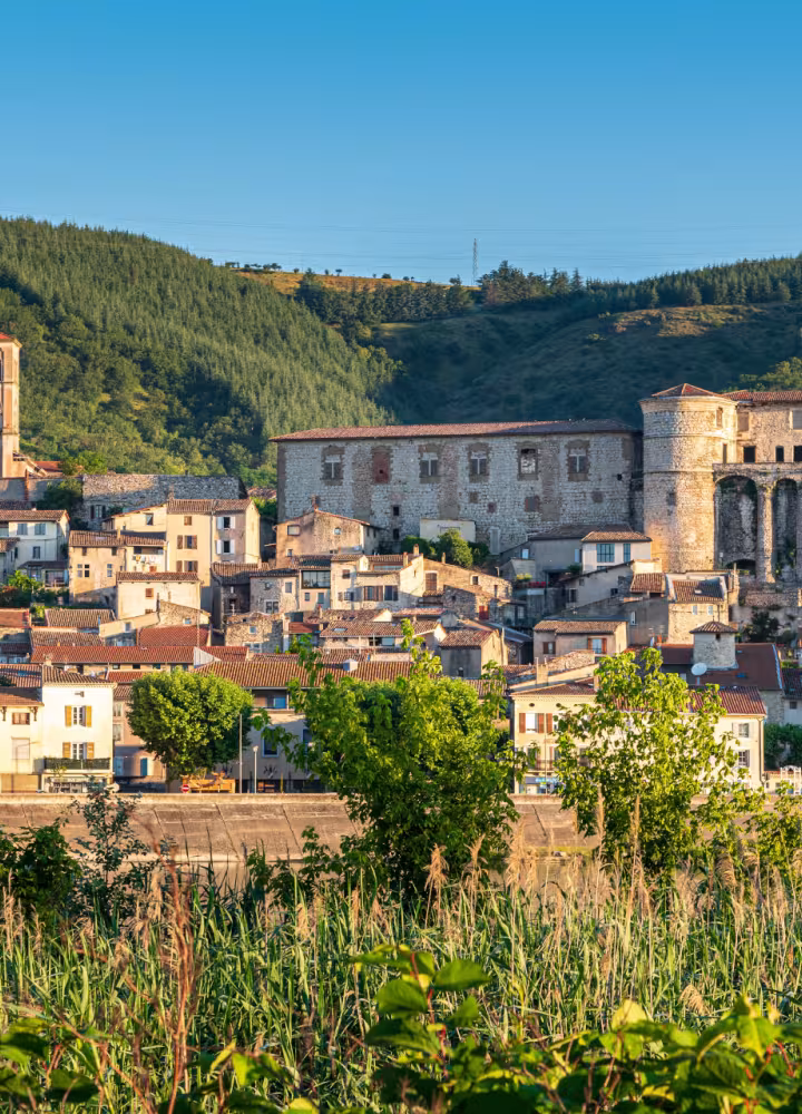 Tournon-sur-Rhône sur la rive d'en face