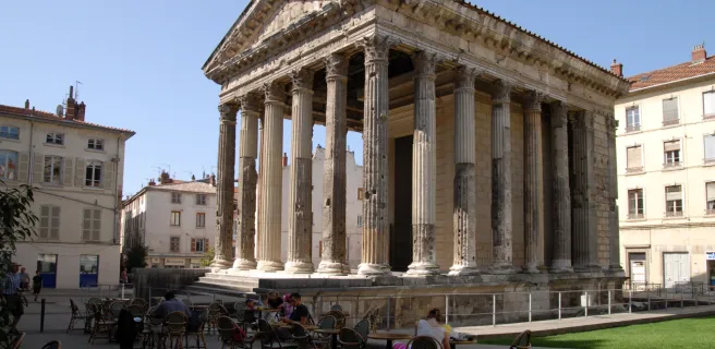  Entlang der Rhône zwischen Obstgärten und Kulturerbe