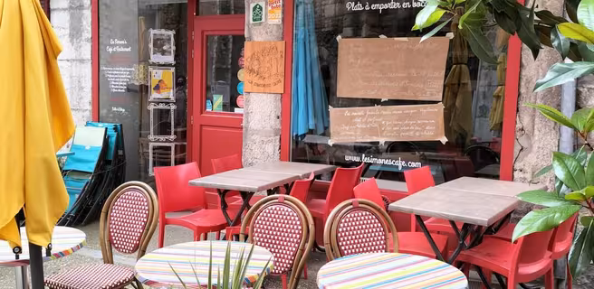 Le Simone's café