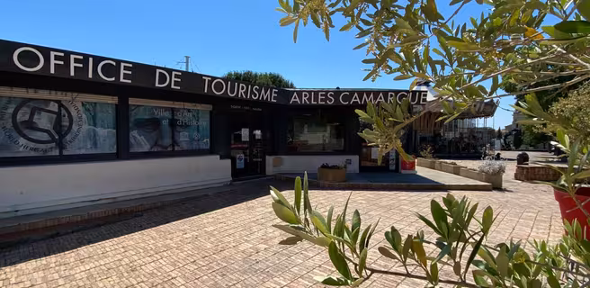 Arles Camargue Tourist Office - Reception Service