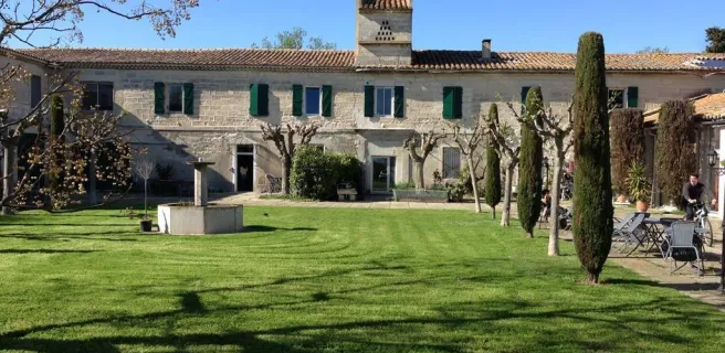 Un Mas en Provence de la plante au parfum