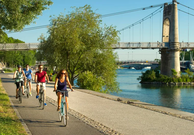 Cycling along the banks of the Rhône in Lyon